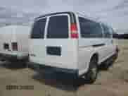 2022 Chevrolet Express Passenger LS с VIN 1GAZGNFP2N1283743, выставлен на аукционе Copart как лот 53305955 с пробегом 31 626 миль миль и Списание • Salvage title. История ставок и продаж доступна на DreamBid. Изображение 3.