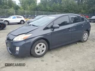 2010 Toyota Prius II z VIN JTDKN3DU8A0117013, wystawiony jako Copart lot #84567945 z przebiegiem 157 140 mil mil oraz Szkoda całkowita • Salvage title. Historia ofert i sprzedaży dostępna na DreamBid. Obrazek 1.