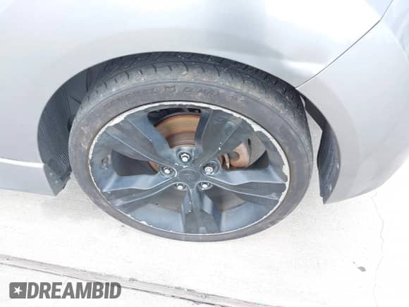 2014 Hyundai Veloster с VIN KMHTC6AD1EU182487, выставлен на аукционе IAAI как лот 43479609 с пробегом 71 862 миль миль и . История ставок и продаж доступна на DreamBid. Изображение 14.