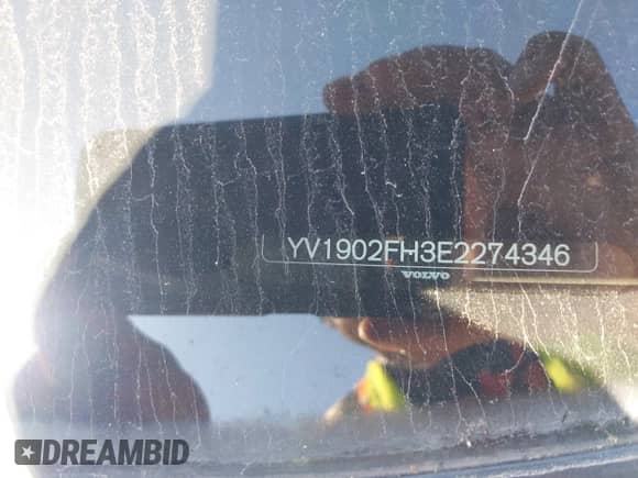2014 Volvo S60 T6 с VIN YV1902FH3E2274346, выставлен на аукционе IAAI как лот 43381749 с пробегом 168 324 миль миль и . История ставок и продаж доступна на DreamBid. Изображение 9.