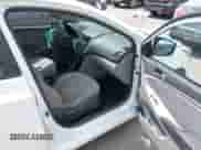 2017 Hyundai Accent SE с VIN KMHCT5AE6HU319656, выставлен на аукционе IAAI как лот 43025911 с пробегом 112 411 миль миль и . История ставок и продаж доступна на DreamBid. Изображение 5.
