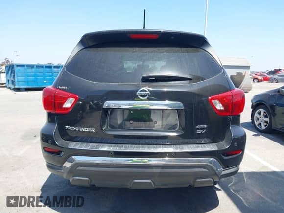 2017 Nissan Pathfinder Platinum z VIN 5N1DR2MM6HC615528, wystawiony jako IAAI lot #42349325 z przebiegiem 155 632 mil mil oraz . Historia ofert i sprzedaży dostępna na DreamBid. Obrazek 16.