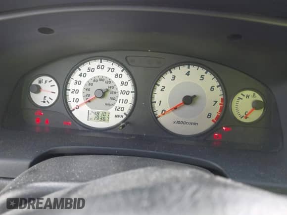 2001 Nissan Pathfinder LE z VIN JN8DR09Y91W600597, wystawiony jako IAAI lot #41612126 z przebiegiem 248 101 mil mil oraz . Historia ofert i sprzedaży dostępna na DreamBid. Obrazek 7.