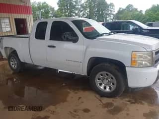 2007 Chevrolet Silverado 1500 1LT with VIN 2GCEC19C471663831, listed as a IAAI auction lot 42487022 with 280,518 mi miles and . Bid and sale history available at DreamBid. Image 1.