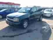 2002 Chevrolet TrailBlazer LTZ z VIN 1GNDT13S822352611, wystawiony jako IAAI lot #42818024 z przebiegiem 196 858 mil mil oraz . Historia ofert i sprzedaży dostępna na DreamBid. Obrazek 20.