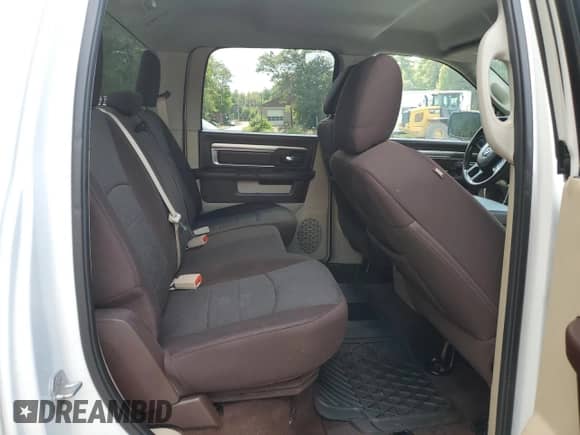 2015 Ram 1500 Outdoorsman z VIN 1C6RR7LM9FS603800, wystawiony jako Copart lot #80339815 z przebiegiem 94 721 mil mil oraz Czysty tytuł • Clean title. Historia ofert i sprzedaży dostępna na DreamBid. Obrazek 10.