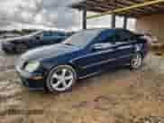 2005 Mercedes-Benz C 230 Kompressor z VIN WDBRF40JX5F717417, wystawiony jako Copart lot #90592545 z przebiegiem 174 613 mil mil oraz Czysty tytuł • Clean title. Historia ofert i sprzedaży dostępna na DreamBid. Obrazek 1.