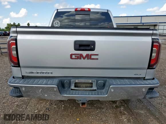 2018 GMC Sierra 1500 SLT with VIN 3GTU2NEC4JG476227, listed as a Copart auction lot 86170085 with 171,910 mi miles and Salvage title. Bid and sale history available at DreamBid. Image 6.