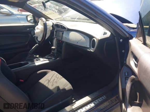 2015 Scion FR-S с VIN JF1ZNAA18F8705537, выставлен на аукционе IAAI как лот 42331189 с пробегом 170 168 миль миль и . История ставок и продаж доступна на DreamBid. Изображение 5.