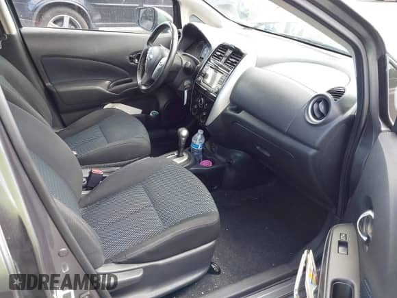 2018 Nissan Note S z VIN 3N1CE2CP7JL355502, wystawiony jako IAAI lot #42444692 z przebiegiem 77 619 mil mil oraz . Historia ofert i sprzedaży dostępna na DreamBid. Obrazek 5.