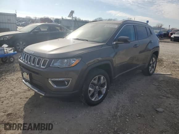 2019 Jeep Compass Limited z VIN 3C4NJDCB8KT776020, wystawiony jako Copart lot #85486084 z przebiegiem 111 070 mil mil oraz Szkoda całkowita • Salvage title. Historia ofert i sprzedaży dostępna na DreamBid. Obrazek 1.