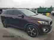 2016 Kia Sorento EX с VIN 5XYPHDA1XGG025045, выставлен на аукционе Copart как лот 81839255 с пробегом 179 619 миль миль и Списание • Salvage title. История ставок и продаж доступна на DreamBid. Изображение 4.