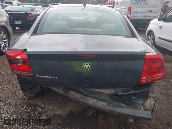 2008 Dodge Charger with VIN 2B3LA43R48H144218, listed as a IAAI auction lot 43052759 with 115,343 mi miles and . Bid and sale history available at DreamBid. Image 17.