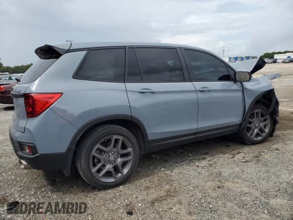 2022 Honda Passport EX-L with VIN 5FNYF7H55NB007030, listed as a Copart auction lot 84402415 with Not provided miles and Non repairable. Bid and sale history available at DreamBid. Image 3.