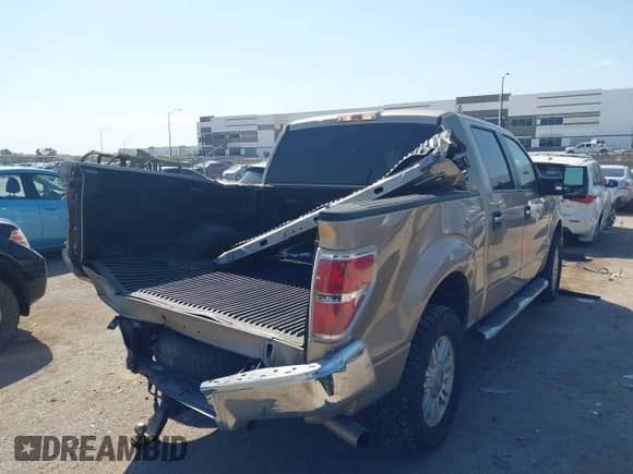 2011 Ford F-150 XLT z VIN 1FTFW1ET1BFB42763, wystawiony jako IAAI lot #43134460 z przebiegiem 197 148 mil mil oraz . Historia ofert i sprzedaży dostępna na DreamBid. Obrazek 4.