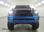 2005 Toyota Tacoma PreRunner with VIN 3TMJU62N05M002100, listed as a Copart auction lot 84837805 with 300,227 mi miles and Clean title. Bid and sale history available at DreamBid. Image 5.