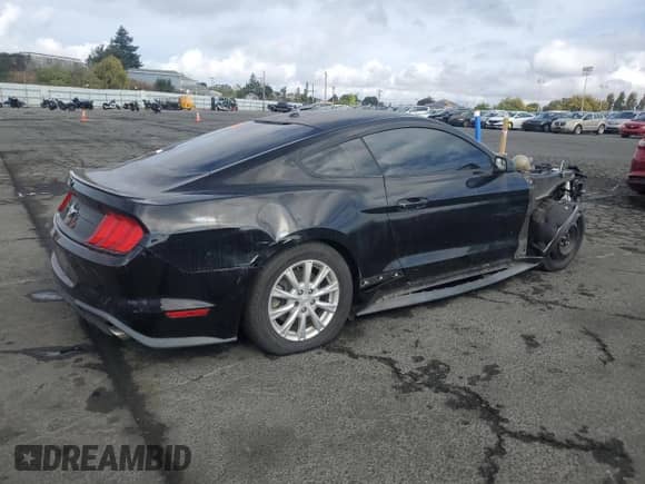 2019 Ford Mustang EcoBoost z VIN 1FA6P8TH5K5176821, wystawiony jako Copart lot #85096365 z przebiegiem 37 780 mil mil oraz Szkoda całkowita • Salvage title. Historia ofert i sprzedaży dostępna na DreamBid. Obrazek 3.