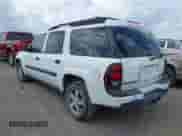 2004 Chevrolet TrailBlazer EXT LS z VIN 1GNET16S946159833, wystawiony jako IAAI lot #42647973 z przebiegiem 183 257 mil mil oraz . Historia ofert i sprzedaży dostępna na DreamBid. Obrazek 3.