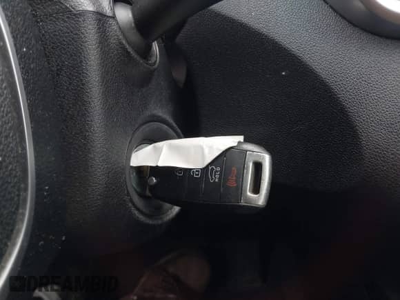 2020 Kia Sorento LX with VIN 5XYPGDA38LG653698, listed as a IAAI auction lot 43044420 with 75,988 mi miles and . Bid and sale history available at DreamBid. Image 11.