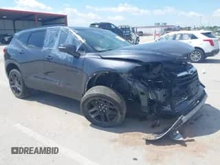 2022 Chevrolet Blazer LT с VIN 3GNKBJR43NS137102, выставлен на аукционе IAAI как лот 42690449 с пробегом 62 240 миль миль и . История ставок и продаж доступна на DreamBid. Изображение 1.