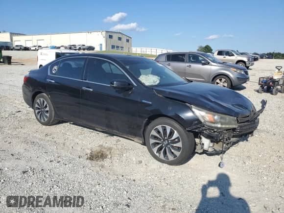 2014 Honda Accord EX-L с VIN 1HGCR6F51EA010399, выставлен на аукционе Copart как лот 70496235 с пробегом 125 413 миль миль и Списание • Salvage title. История ставок и продаж доступна на DreamBid. Изображение 4.