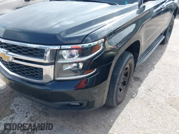 2015 Chevrolet Tahoe Commercial z VIN 1GNSK3EC8FR686954, wystawiony jako IAAI lot #42598684 z przebiegiem 249 682 mil mil oraz . Historia ofert i sprzedaży dostępna na DreamBid. Obrazek 6.