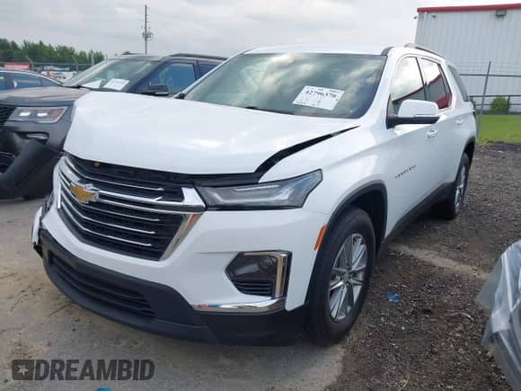 2023 Chevrolet Traverse LT Cloth z VIN 1GNERGKW3PJ209041, wystawiony jako IAAI lot #42796370 z przebiegiem 36 805 mil mil oraz . Historia ofert i sprzedaży dostępna na DreamBid. Obrazek 17.