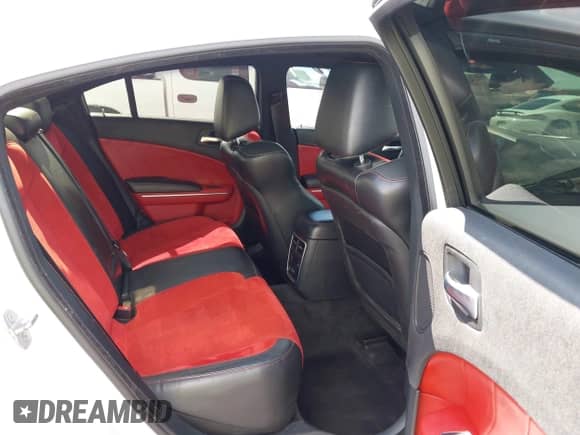 2015 Dodge Charger RT с VIN 2C3CDXCT4FH745861, выставлен на аукционе IAAI как лот 42206349 с пробегом 136 061 миль миль и . История ставок и продаж доступна на DreamBid. Изображение 8.