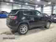 2024 Jeep Compass Latitude Lux с VIN 3C4NJDFN4RT169614, выставлен на аукционе Copart как лот 54626595 с пробегом 2 461 миль миль и Списание • Salvage title. История ставок и продаж доступна на DreamBid. Изображение 3.
