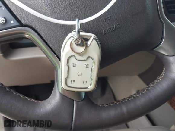 2016 Chevrolet Tahoe LTZ с VIN 1GNSCCKC4GR172697, выставлен на аукционе IAAI как лот 42490744 с пробегом 125 967 миль миль и . История ставок и продаж доступна на DreamBid. Изображение 11.