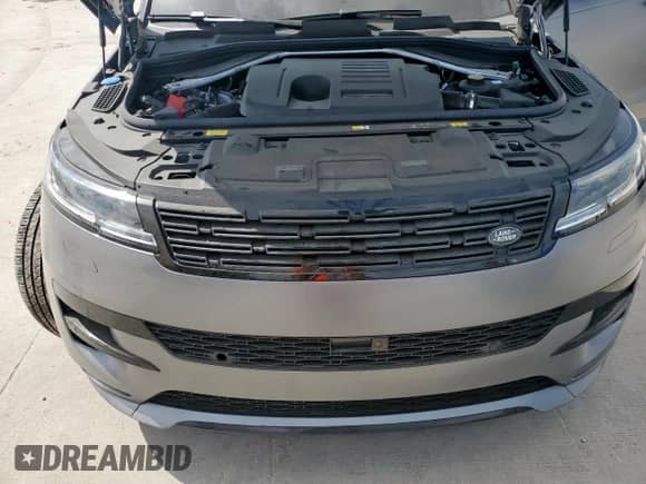 2024 Land Rover Range Rover Sport Dynamic SE z VIN SAL1L9FU4RA190282, wystawiony jako Copart lot #61643795 z przebiegiem 6 188 mil mil oraz Szkoda całkowita • Salvage title. Historia ofert i sprzedaży dostępna na DreamBid. Obrazek 12.