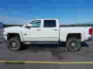 2017 Chevrolet Silverado 1500 LTZ z VIN 3GCUKSEC0HG274378, wystawiony jako IAAI lot #42182655 z przebiegiem 103 704 mil mil oraz . Historia ofert i sprzedaży dostępna na DreamBid. Obrazek 14.