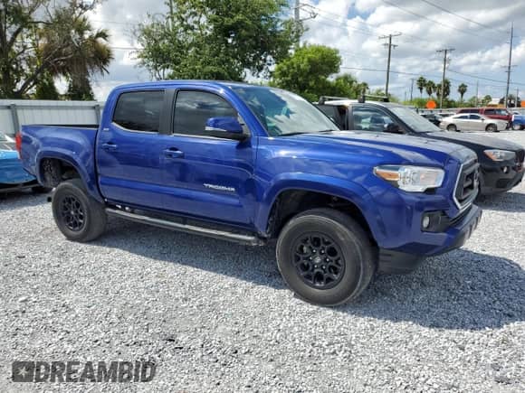 2022 Toyota Tacoma SR5 with VIN 3TMAZ5CN6NM169183, listed as a Copart auction lot 81107425 with 40,708 mi miles and Salvage title. Bid and sale history available at DreamBid. Image 4.