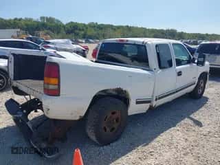 2000 Chevrolet Silverado 1500 LS z VIN 2GCEK19V0Y1163381, wystawiony jako IAAI lot #43181153 z przebiegiem 246 904 mil mil oraz . Historia ofert i sprzedaży dostępna na DreamBid. Obrazek 4.