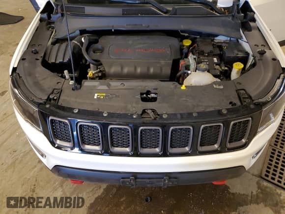 2018 Jeep Compass Trailhawk с VIN 3C4NJDDB0JT163497, выставлен на аукционе Copart как лот 77000364 с пробегом 28 681 миль миль и Списание • Salvage title. История ставок и продаж доступна на DreamBid. Изображение 12.