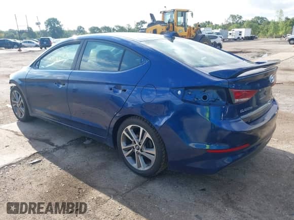 2017 Hyundai Elantra SE с VIN 5NPD84LF0HH037100, выставлен на аукционе IAAI как лот 43149356 с пробегом 135 061 миль миль и . История ставок и продаж доступна на DreamBid. Изображение 3.