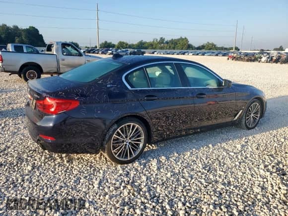 2019 BMW 5 Series 530e with VIN WBAJA9C51KB391757, listed as a Copart auction lot 68976115 with 64,597 mi miles and Clean title. Bid and sale history available at DreamBid. Image 3.