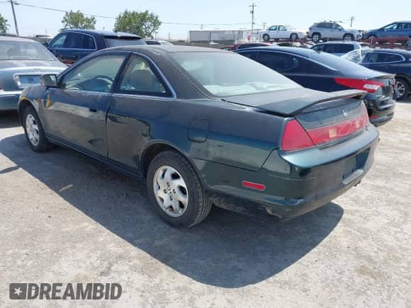 2000 Honda Accord EX with VIN 1HGCG3270YA025749, listed as a IAAI auction lot 42533646 with 196,277 mi miles and . Bid and sale history available at DreamBid. Image 3.