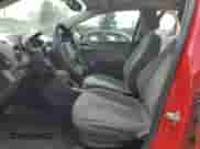 2012 Chevrolet Sonic LS z VIN 1G1JA5SH8C4149814, wystawiony jako Copart lot #81399975 z przebiegiem 97 391 mil mil oraz Szkoda całkowita • Salvage title. Historia ofert i sprzedaży dostępna na DreamBid. Obrazek 7.