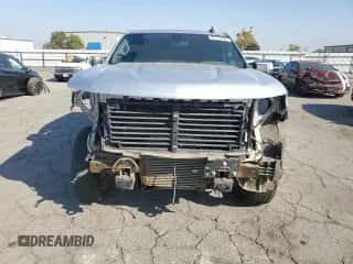 2019 Chevrolet Silverado 1500 LT z VIN 3GCPYDEK9KG147702, wystawiony jako Copart lot #90138625 z przebiegiem 113 051 mil mil oraz Szkoda całkowita • Salvage title. Historia ofert i sprzedaży dostępna na DreamBid. Obrazek 5.