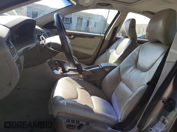 2008 Volvo S60 2.5T с VIN YV1RH592382689429, выставлен на аукционе Copart как лот 58556345 с пробегом 122 357 миль миль и Списание • Salvage title. История ставок и продаж доступна на DreamBid. Изображение 7.
