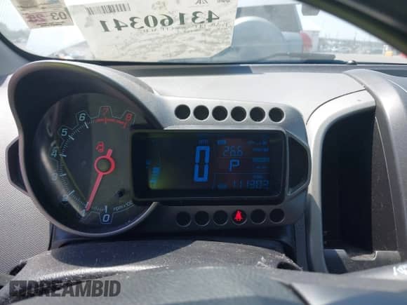 2014 Chevrolet Sonic LT with VIN 1G1JC5SHXE4186229, listed as a IAAI auction lot 43160341 with 111,303 mi miles and . Bid and sale history available at DreamBid. Image 7.