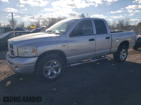2008 Dodge 1500 Laramie with VIN 1D7HU182X8J136151, listed as a Copart auction lot 83074624 with 266,565 mi miles and Salvage title. Bid and sale history available at DreamBid. Image 1.