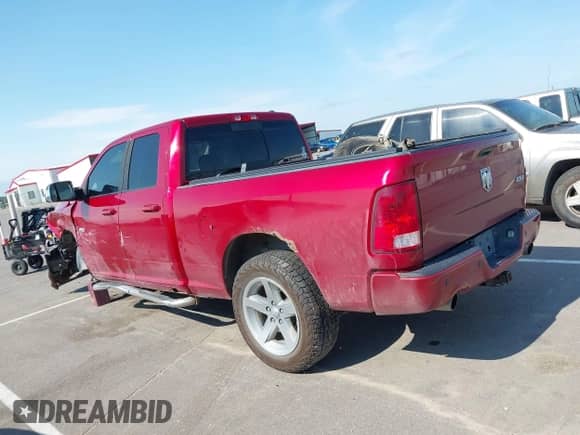 2009 Dodge 1500 SLT z VIN 1D3HV18T59S724011, wystawiony jako IAAI lot #42747656 z przebiegiem 154 039 mil mil oraz . Historia ofert i sprzedaży dostępna na DreamBid. Obrazek 15.