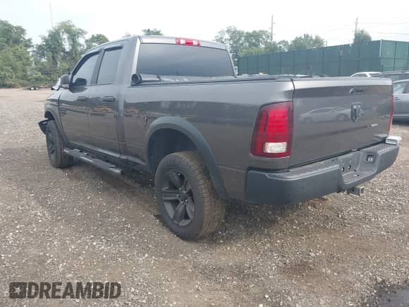 2021 Ram 1500 Warlock z VIN 1C6RR7GG1MS523909, wystawiony jako IAAI lot #43232102 z przebiegiem 71 910 mil mil oraz . Historia ofert i sprzedaży dostępna na DreamBid. Obrazek 3.