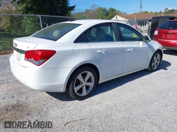 2012 Chevrolet Cruze 2LT z VIN 1G1PG5SC7C7178037, wystawiony jako IAAI lot #43371443 z przebiegiem 109 473 mil mil oraz . Historia ofert i sprzedaży dostępna na DreamBid. Obrazek 4.