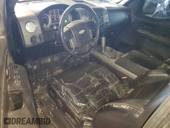 2008 Ford F-150 XLT with VIN 1FTPX02518KC28107, listed as a Copart auction lot 48996725 with 199,697 mi miles and Salvage title. Bid and sale history available at DreamBid. Image 8.