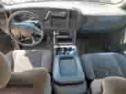 2003 GMC Sierra 1500 SLE с VIN 2GTEC19T131241185, выставлен на аукционе Copart как лот 80162765 с пробегом 248 555 миль миль и Списание • Salvage title. История ставок и продаж доступна на DreamBid. Изображение 8.