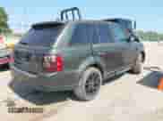 2006 Land Rover Range Rover Sport HSE z VIN SALSF254X6A981884, wystawiony jako IAAI lot #42932244 z przebiegiem 123 059 mil mil oraz . Historia ofert i sprzedaży dostępna na DreamBid. Obrazek 4.