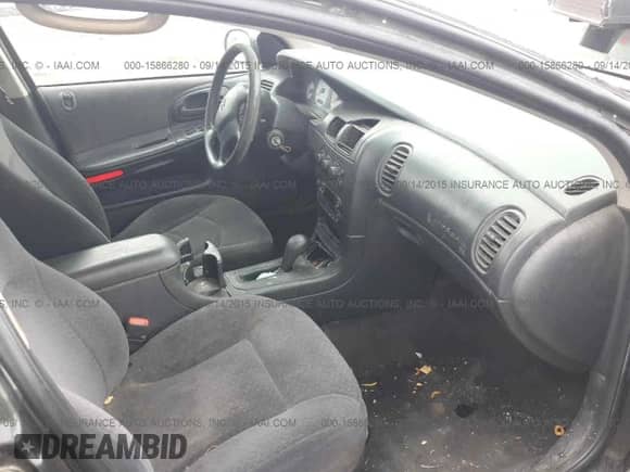 2000 Dodge Intrepid z VIN 2B3HD46R5YH120454, wystawiony jako IAAI lot #15866280 z przebiegiem 142 700 mil mil oraz . Historia ofert i sprzedaży dostępna na DreamBid. Obrazek 5.